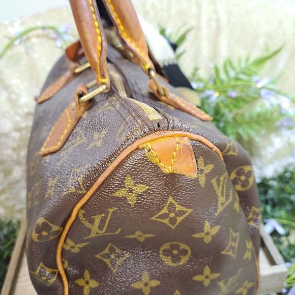 COMING SOON AUTHENTIC LOUIS VUITTON SPEEDY 25 - Picture 9 of 17